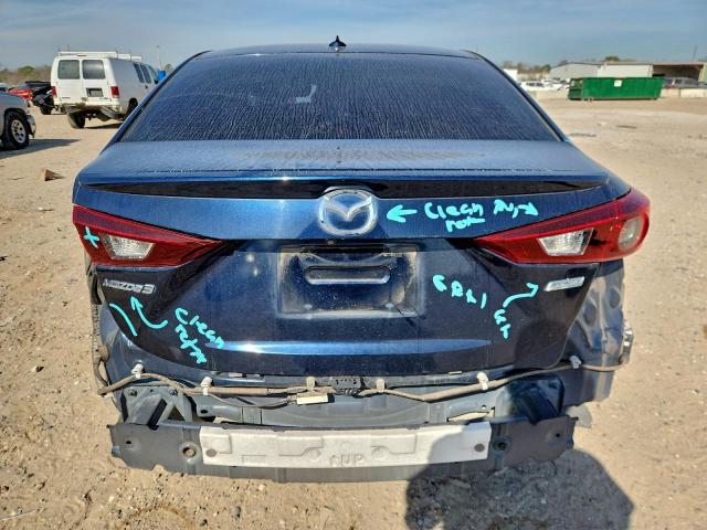 Mazda 3 Touring Image 5