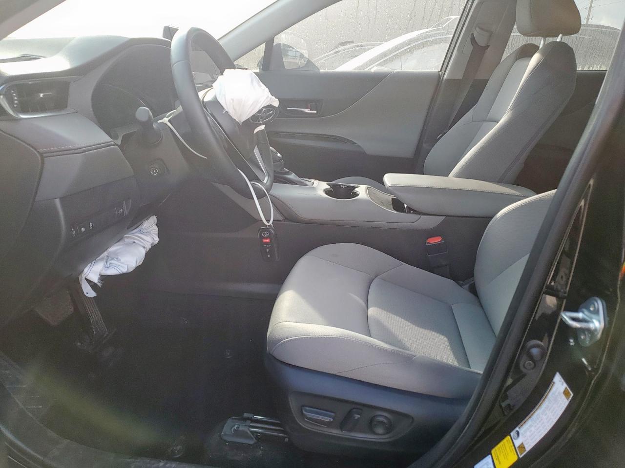 Toyota Venza Le Image 12