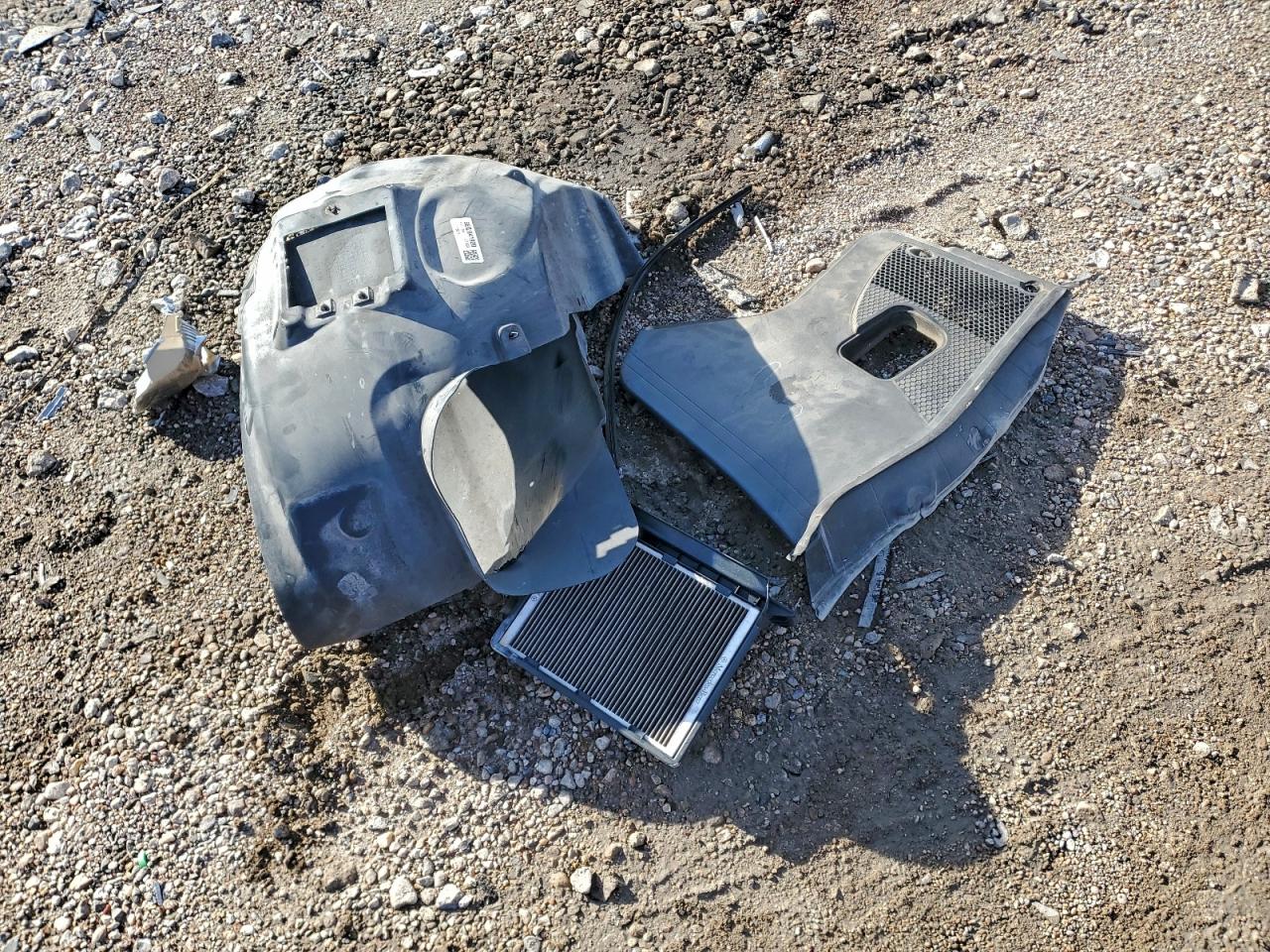 Mercedes-Benz E-Class 300 Image 10