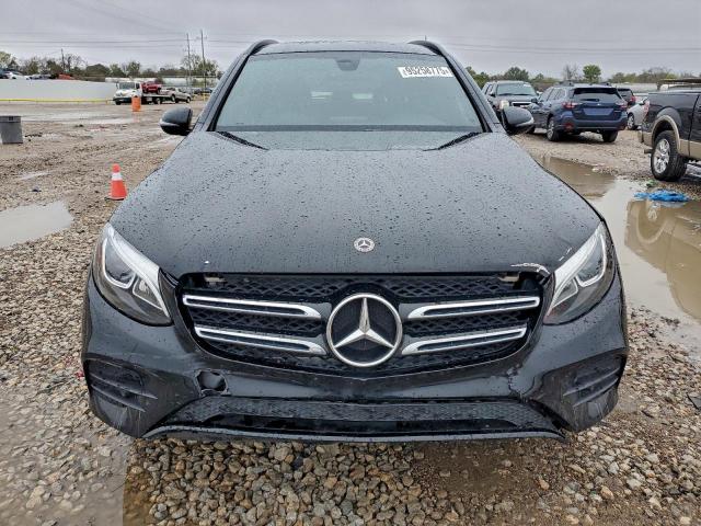 Mercedes-Benz GLC 300 Image 8