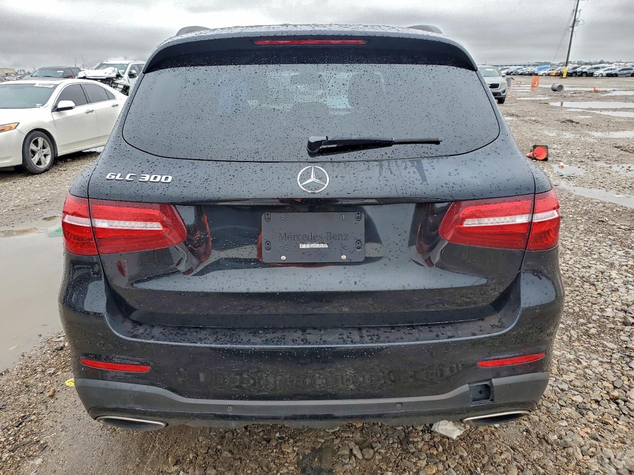 Mercedes-Benz GLC 300 Image 3