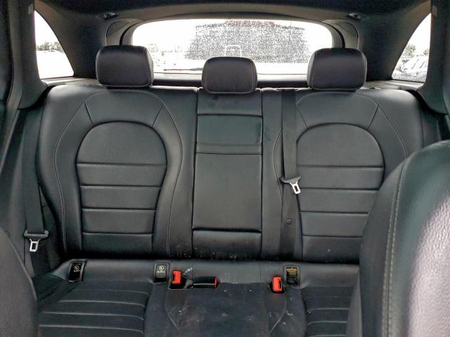 Mercedes-Benz GLC 300 Image 10