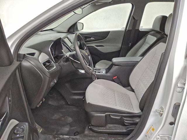 Chevrolet Equinox Ls Image 11