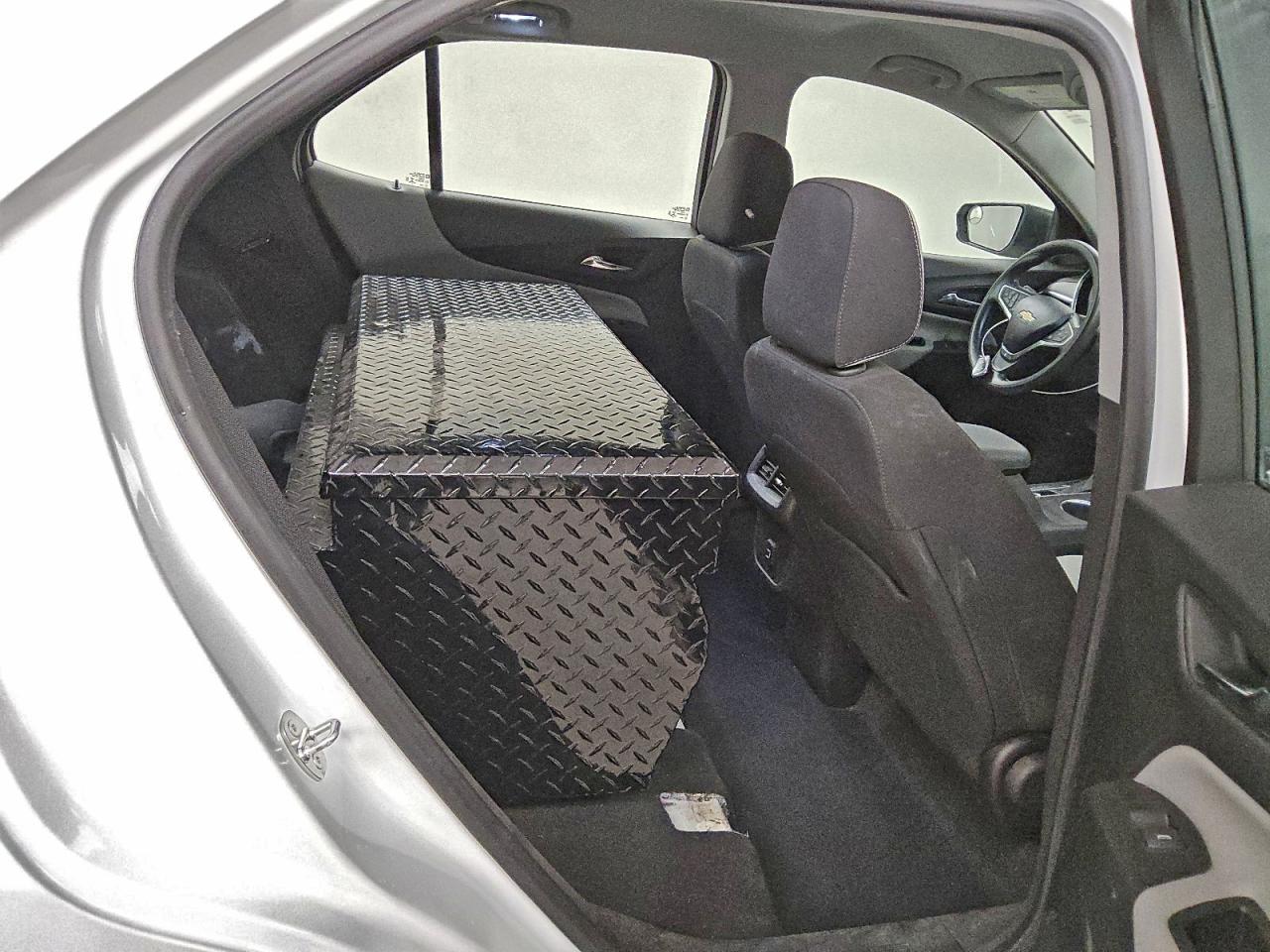 Chevrolet Equinox Ls Image 5