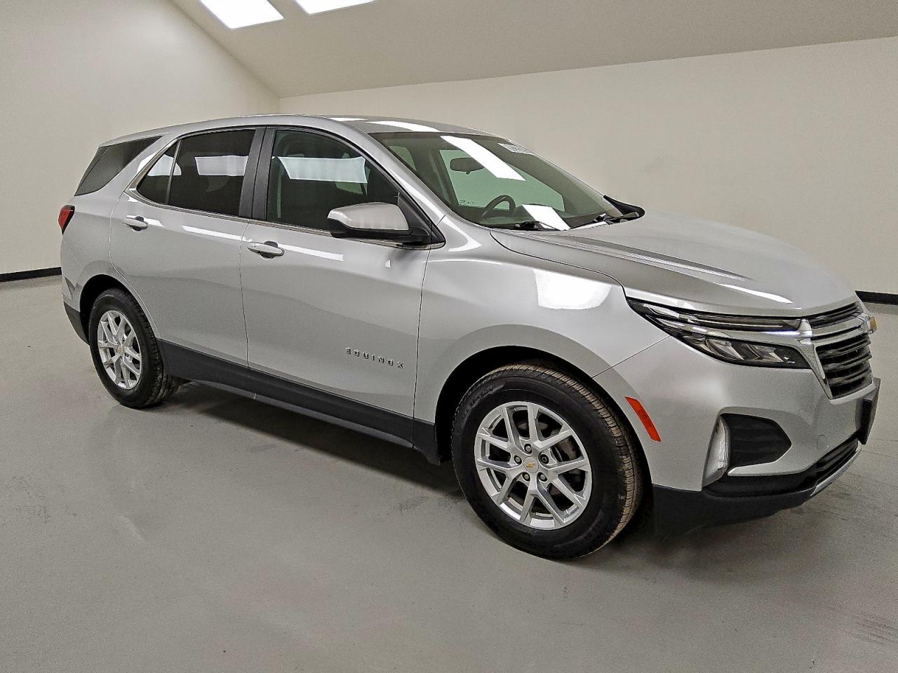 Chevrolet Equinox Lt Image 4