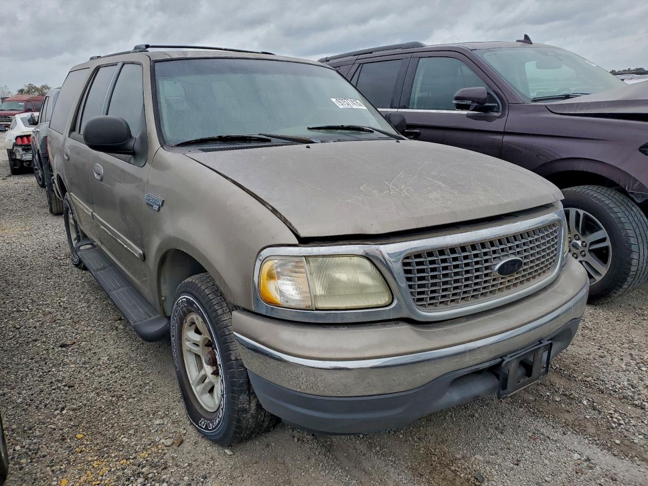 Ford Expedition Xlt Image 8