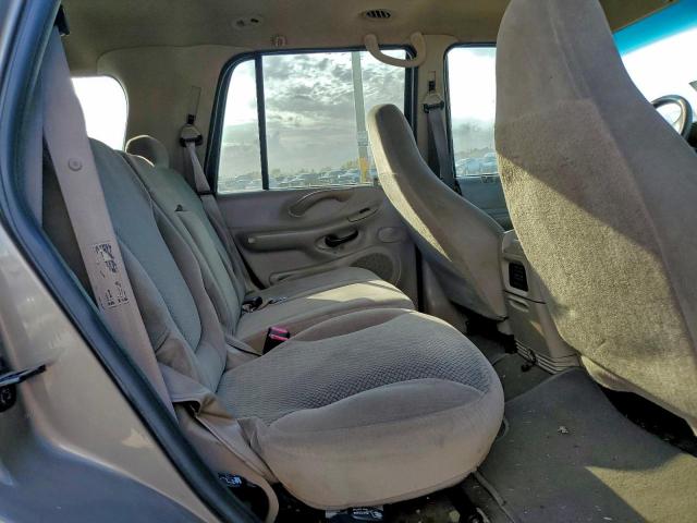 Ford Expedition Xlt Image 11