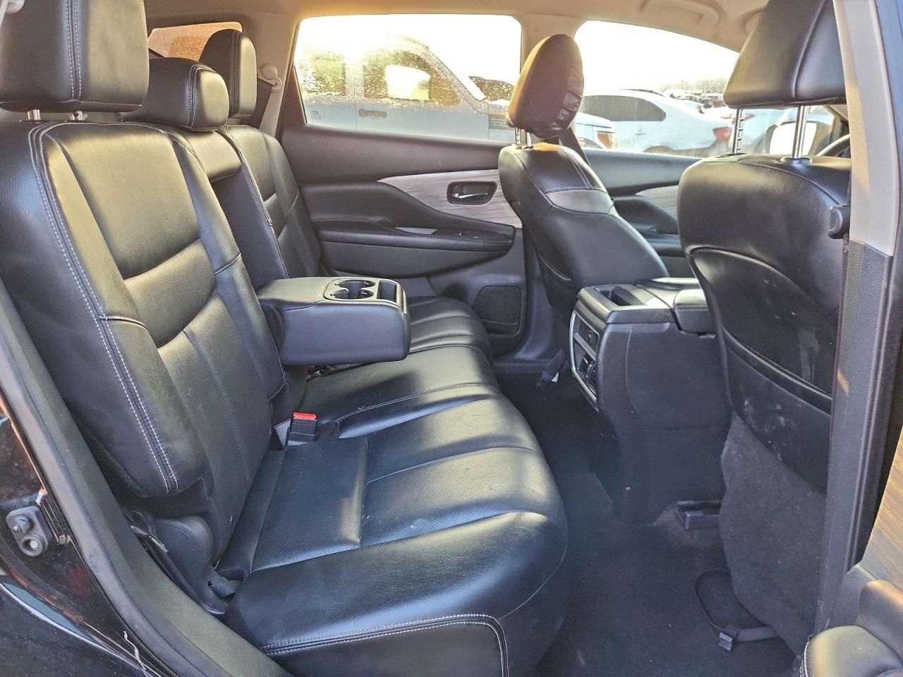 Nissan Murano S Image 9