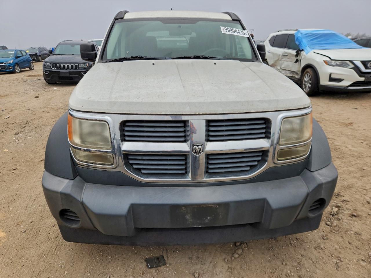 Dodge Nitro Sxt Image 4
