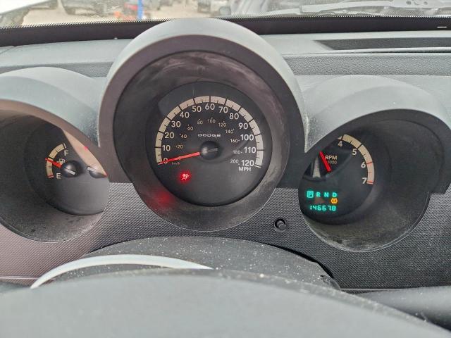 Dodge Nitro Sxt Image 6