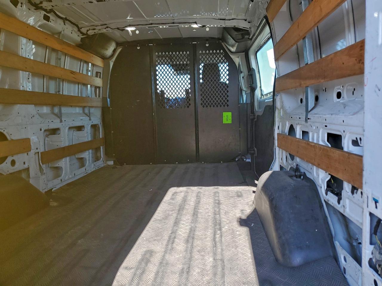 Ford Transit T-250 Image 4