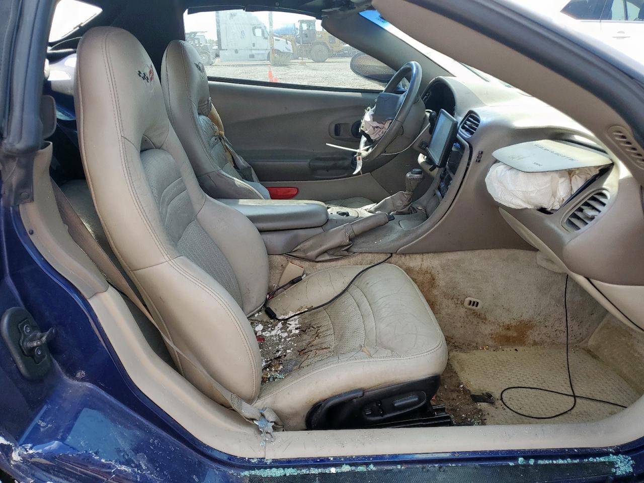 Chevrolet Corvette Image 6