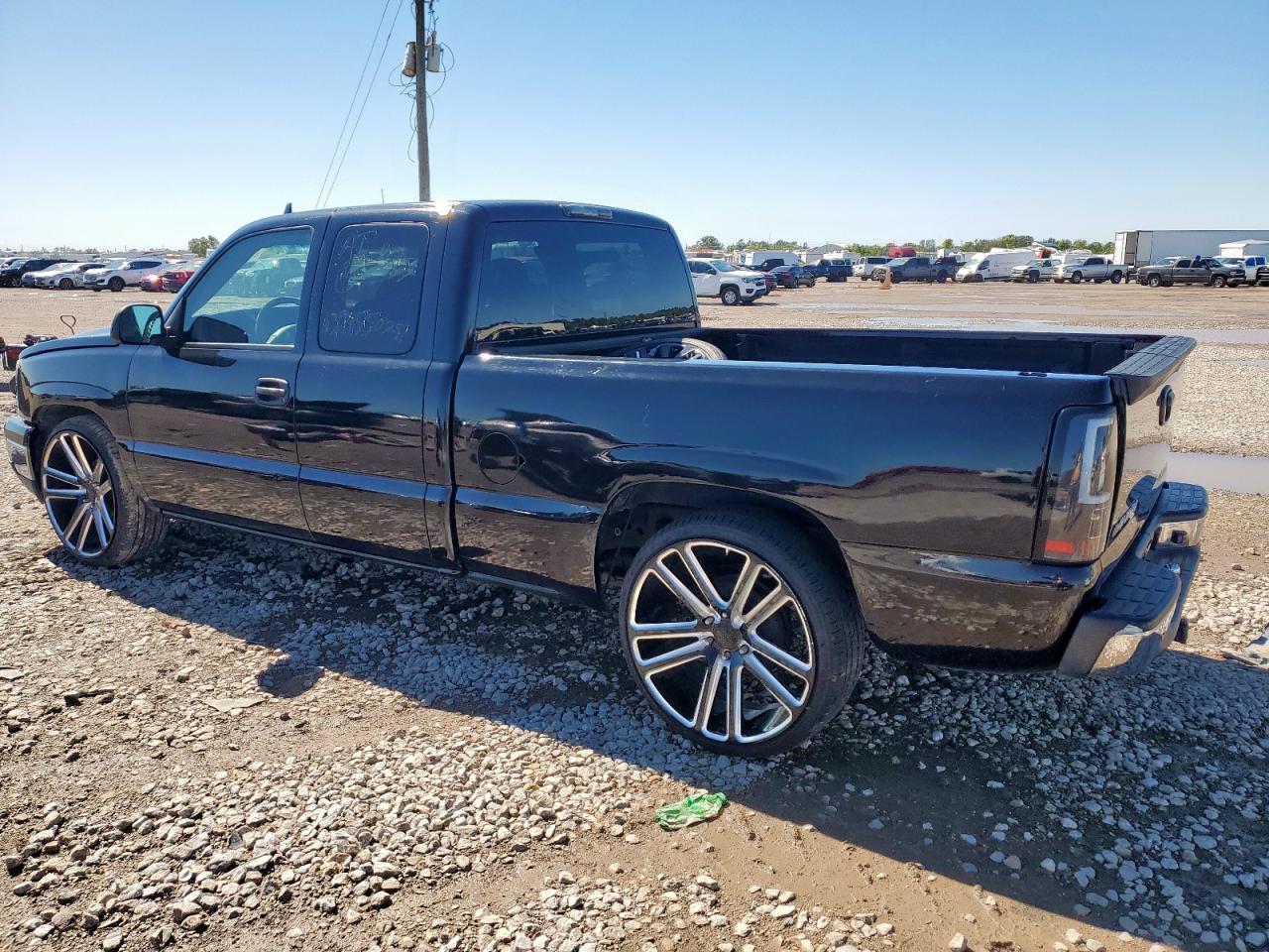 Chevrolet Silverado C1500 Classic Image 5