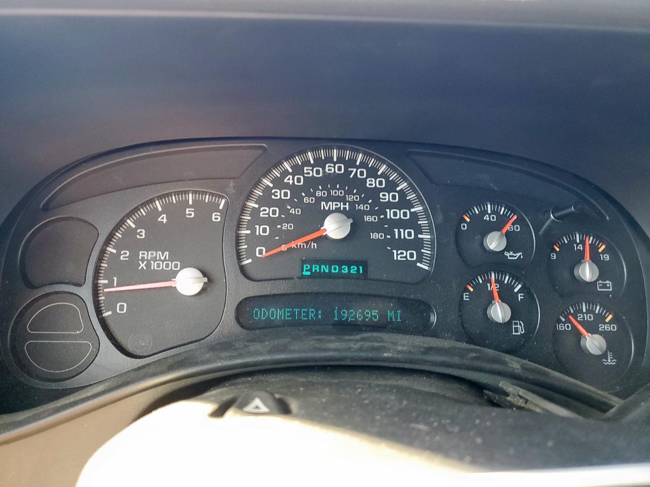 Chevrolet Silverado C1500 Classic Image 4