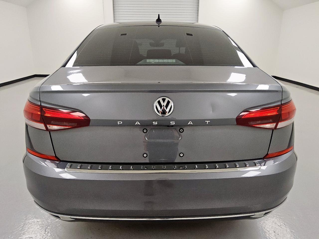 Volkswagen Passat Se Image 5