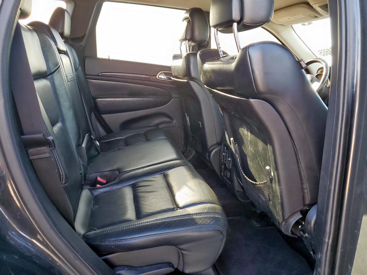 Jeep Grand Cherokee Laredo Image 7