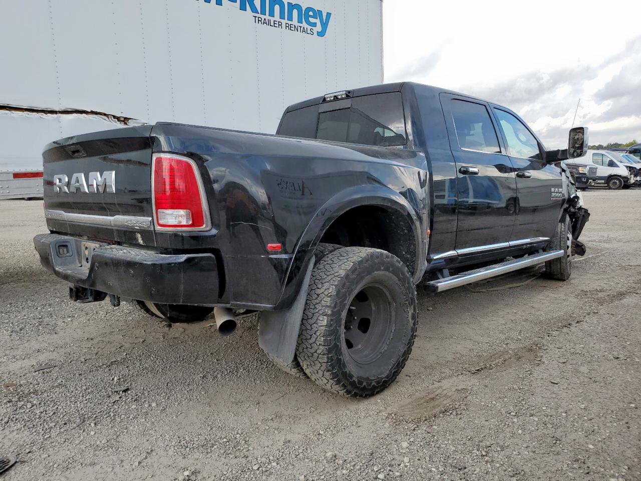 Ram 3500 Longhorn Image 3