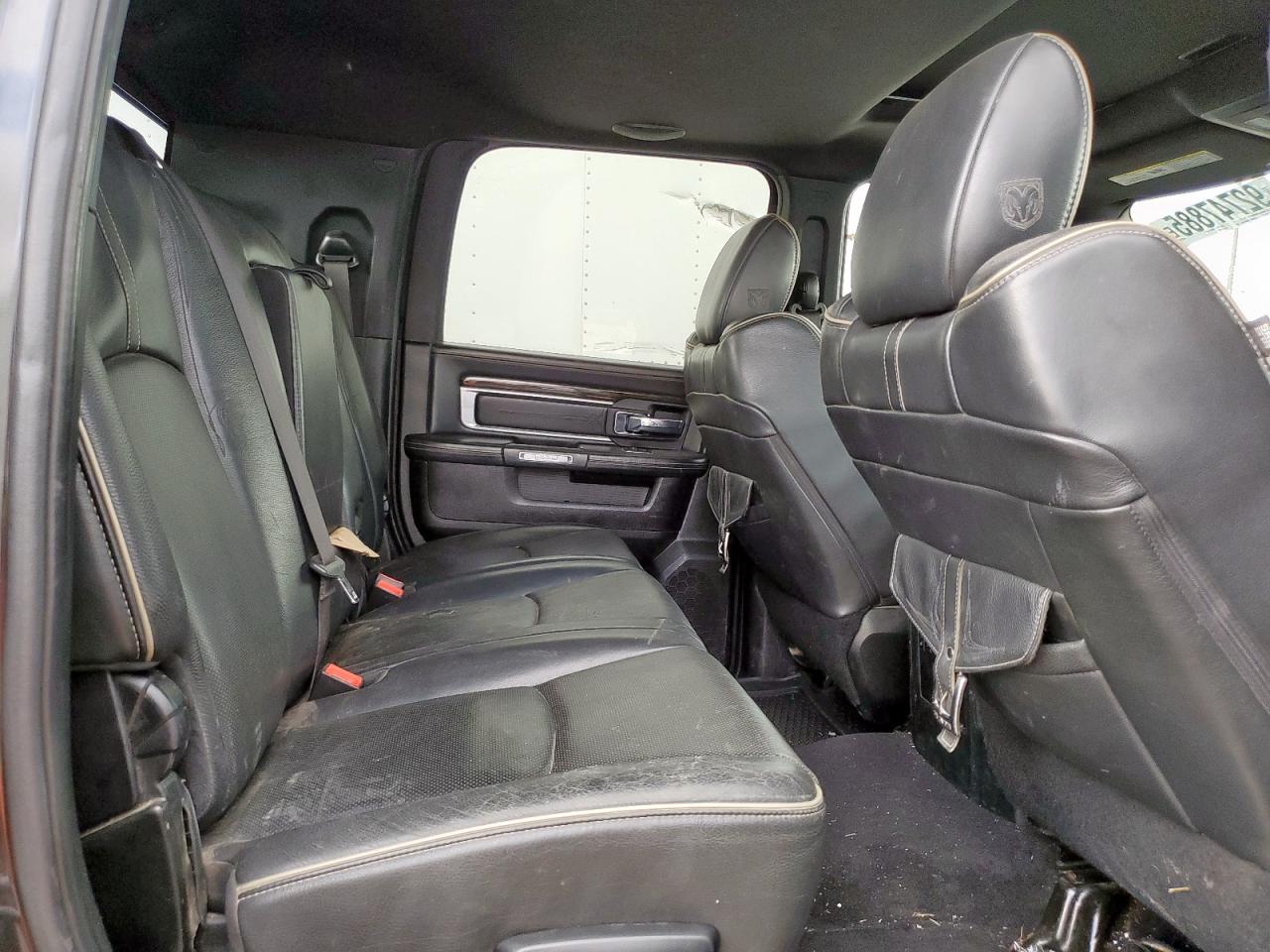 Ram 3500 Longhorn Image 6