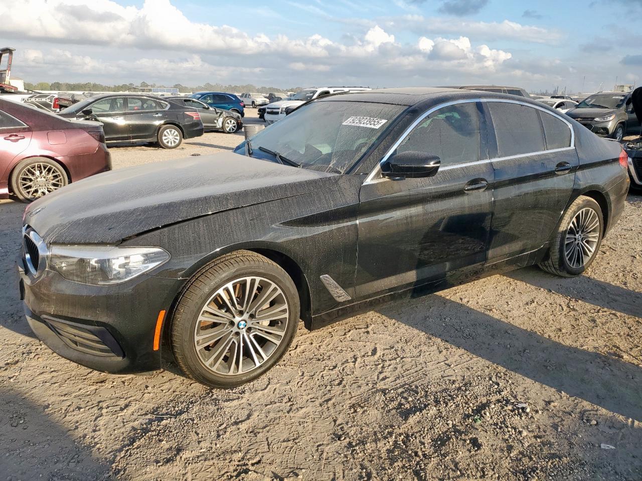 BMW 5 Series I Image 1