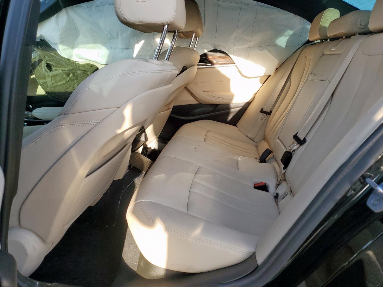 BMW 5 Series I Image 9