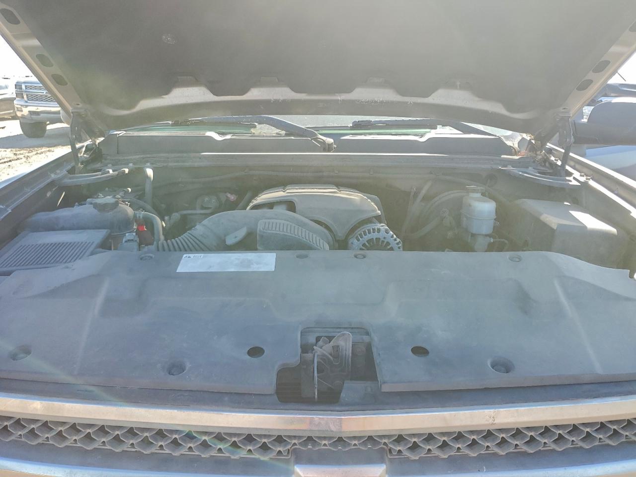 Chevrolet Silverado C1500 Lt Image 7