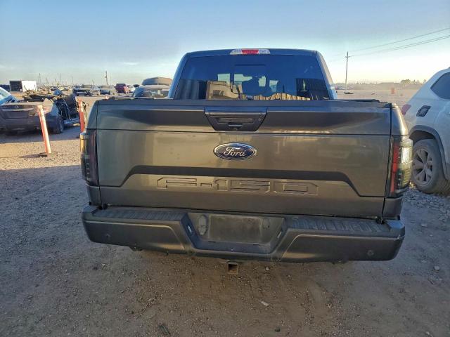 Ford F-150 Supercrew Image 7