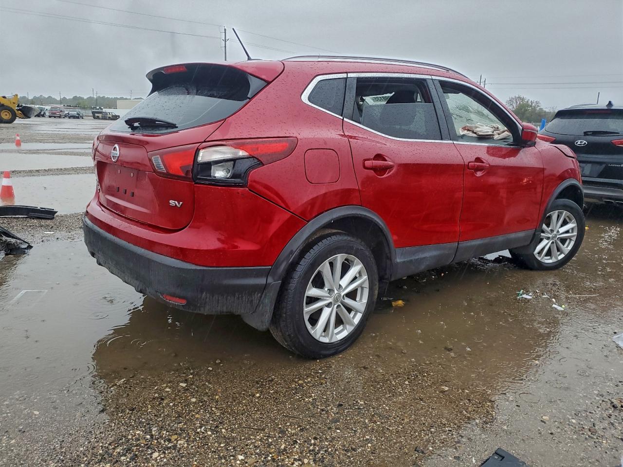 Nissan Rogue S Image 4