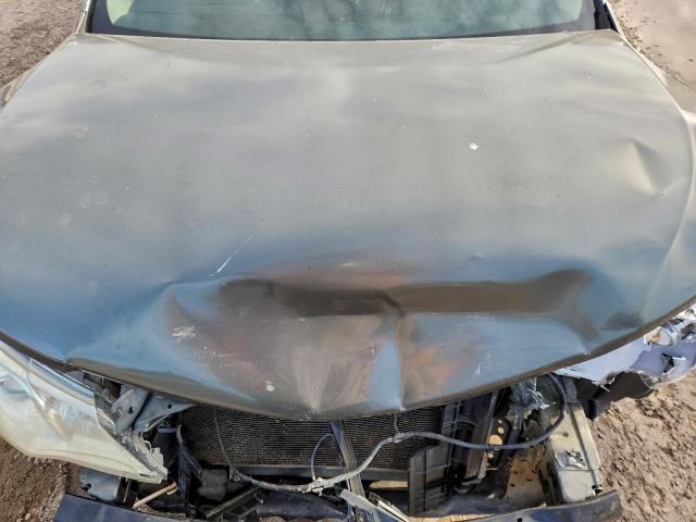 Toyota Camry L Image 9