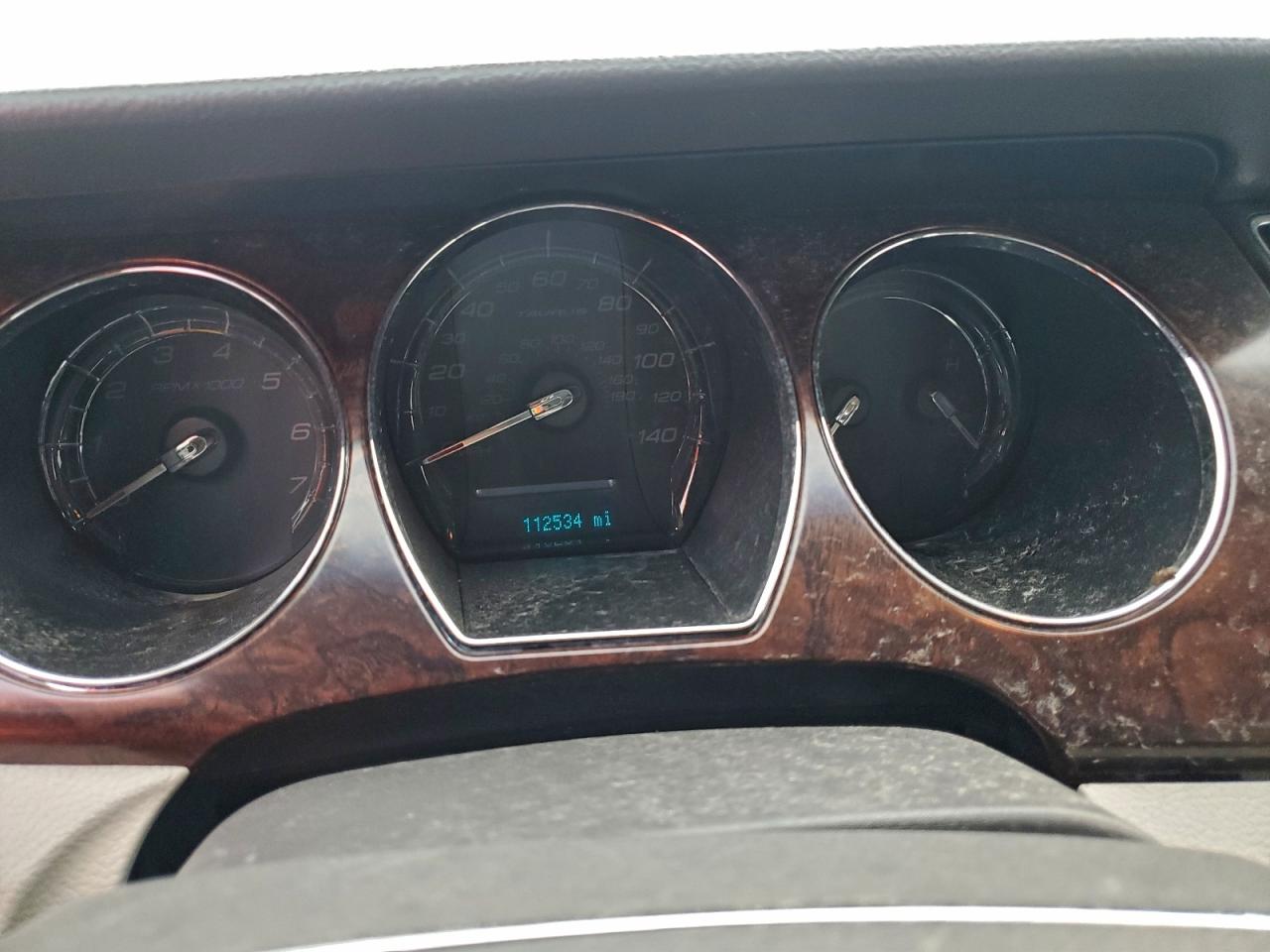 Ford Taurus Limited Image 13