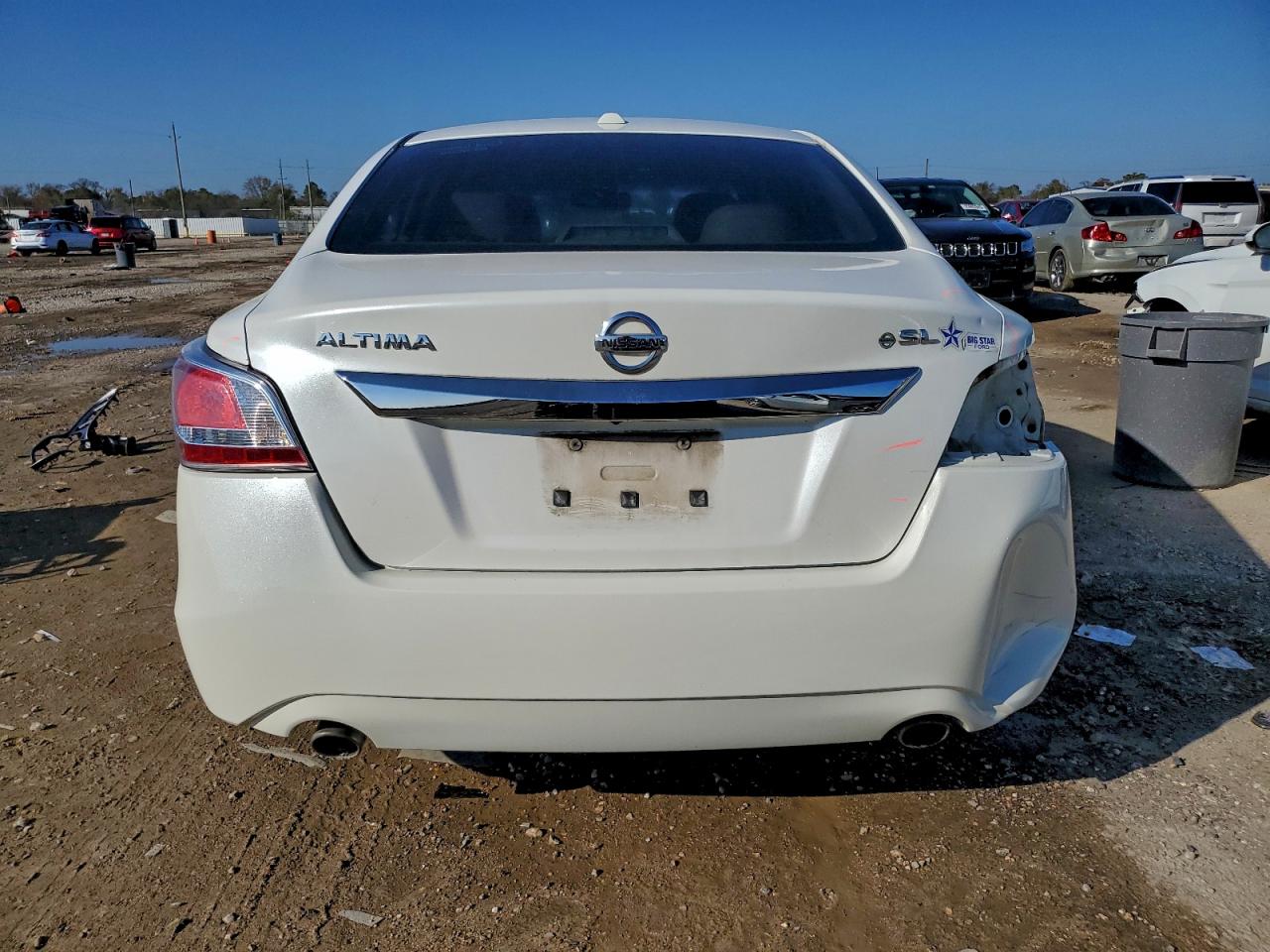 Nissan Altima 2.5 Image 8