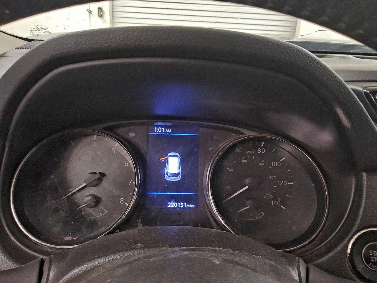 Nissan Rogue S Image 8