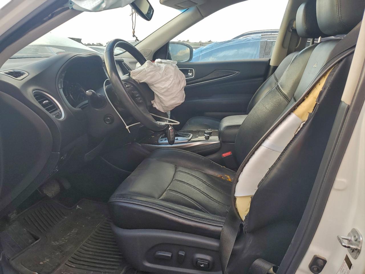 INFINITI Qx Image 11