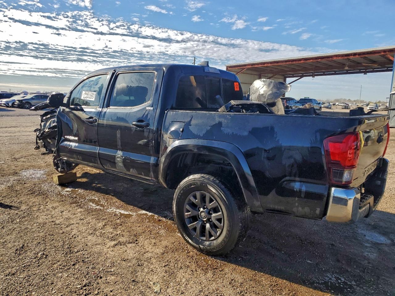 Toyota Tacoma Double Cab Image 4