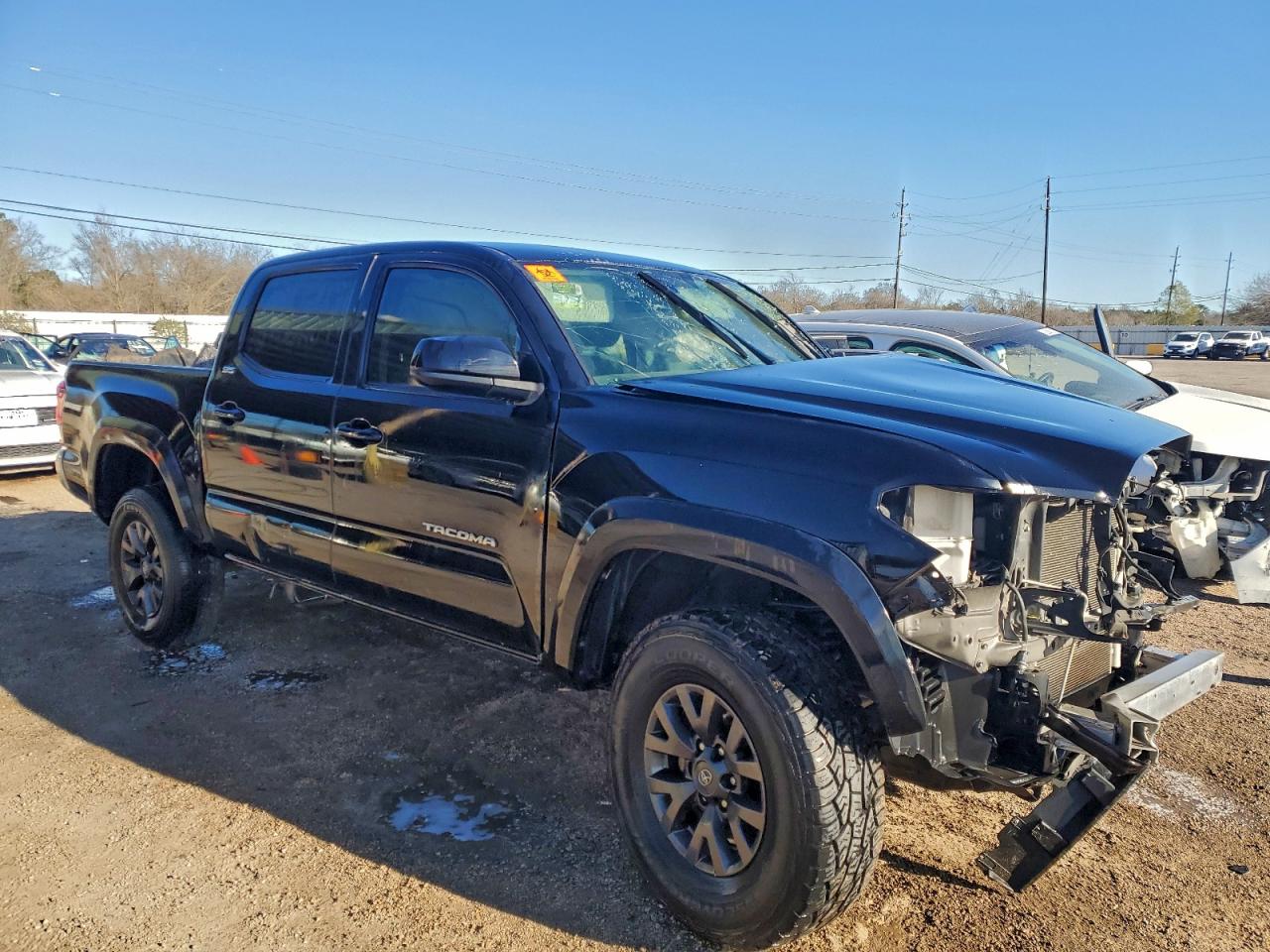 Toyota Tacoma Double Cab Image 3
