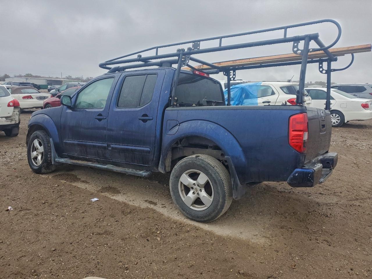 Nissan Frontier Crew Cab Le Image 8