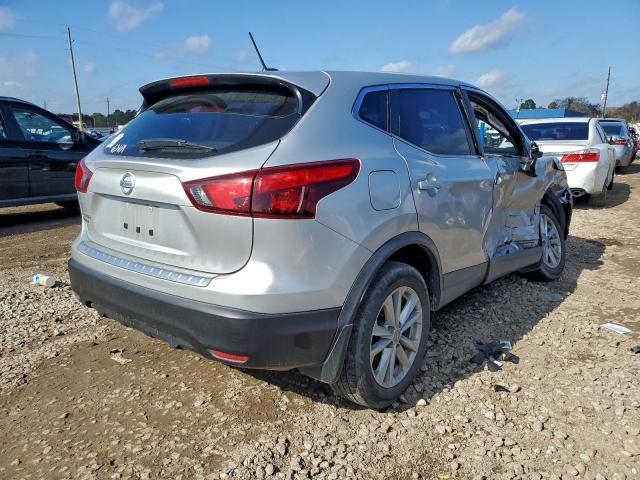 Nissan Rogue S Image 7