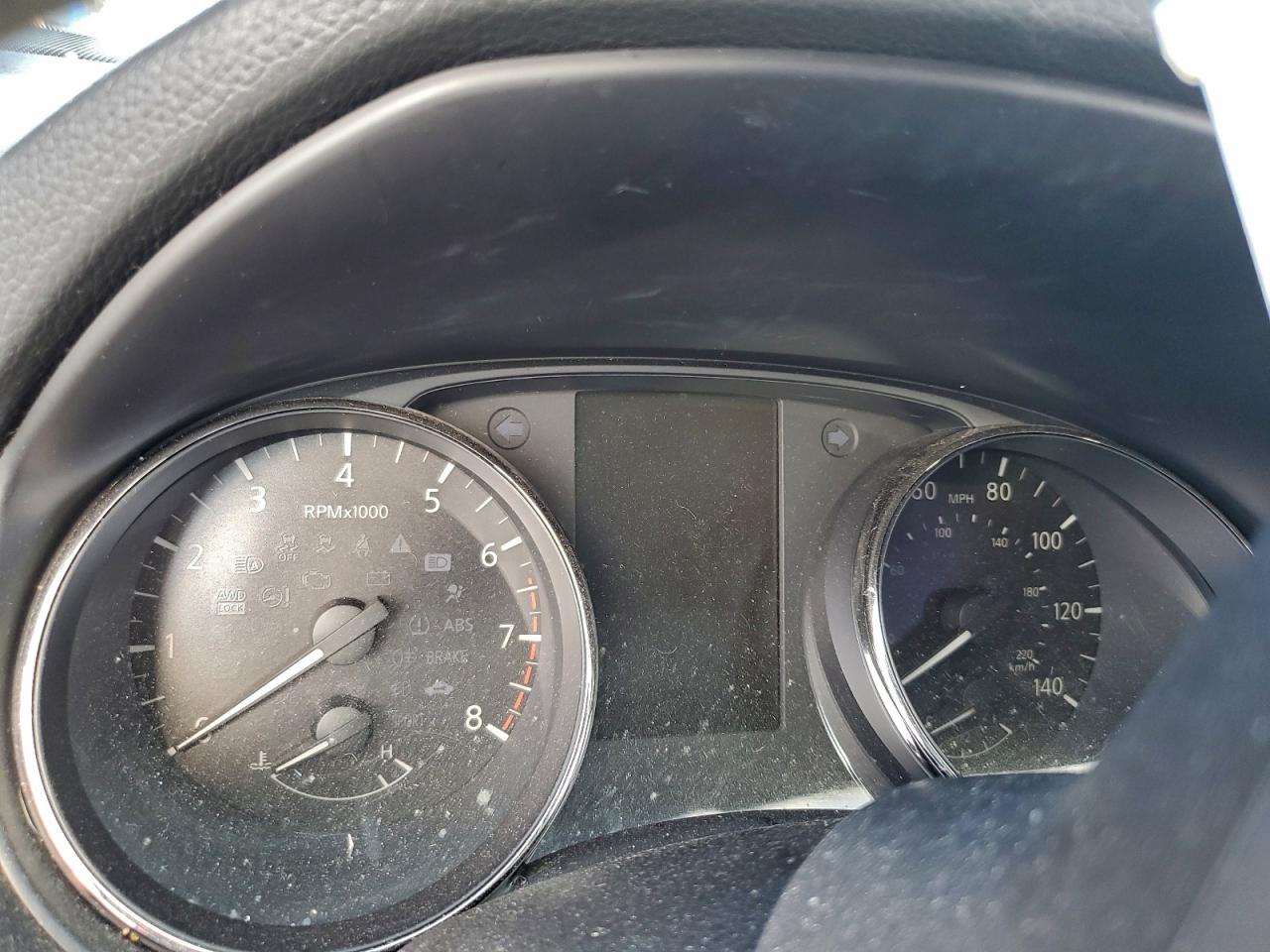 Nissan Rogue S Image 3