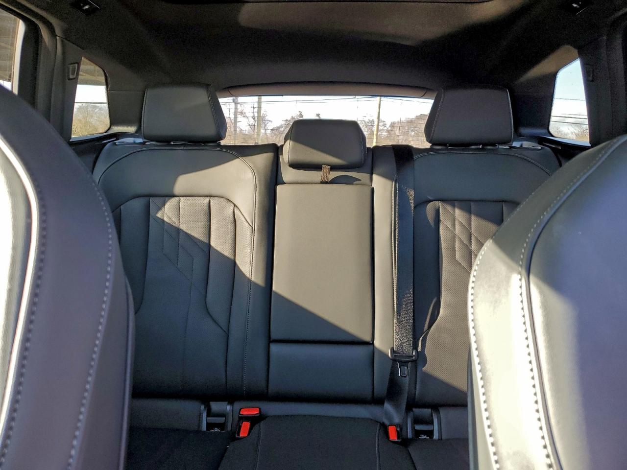 BMW X Series 30 Xdrive Image 11