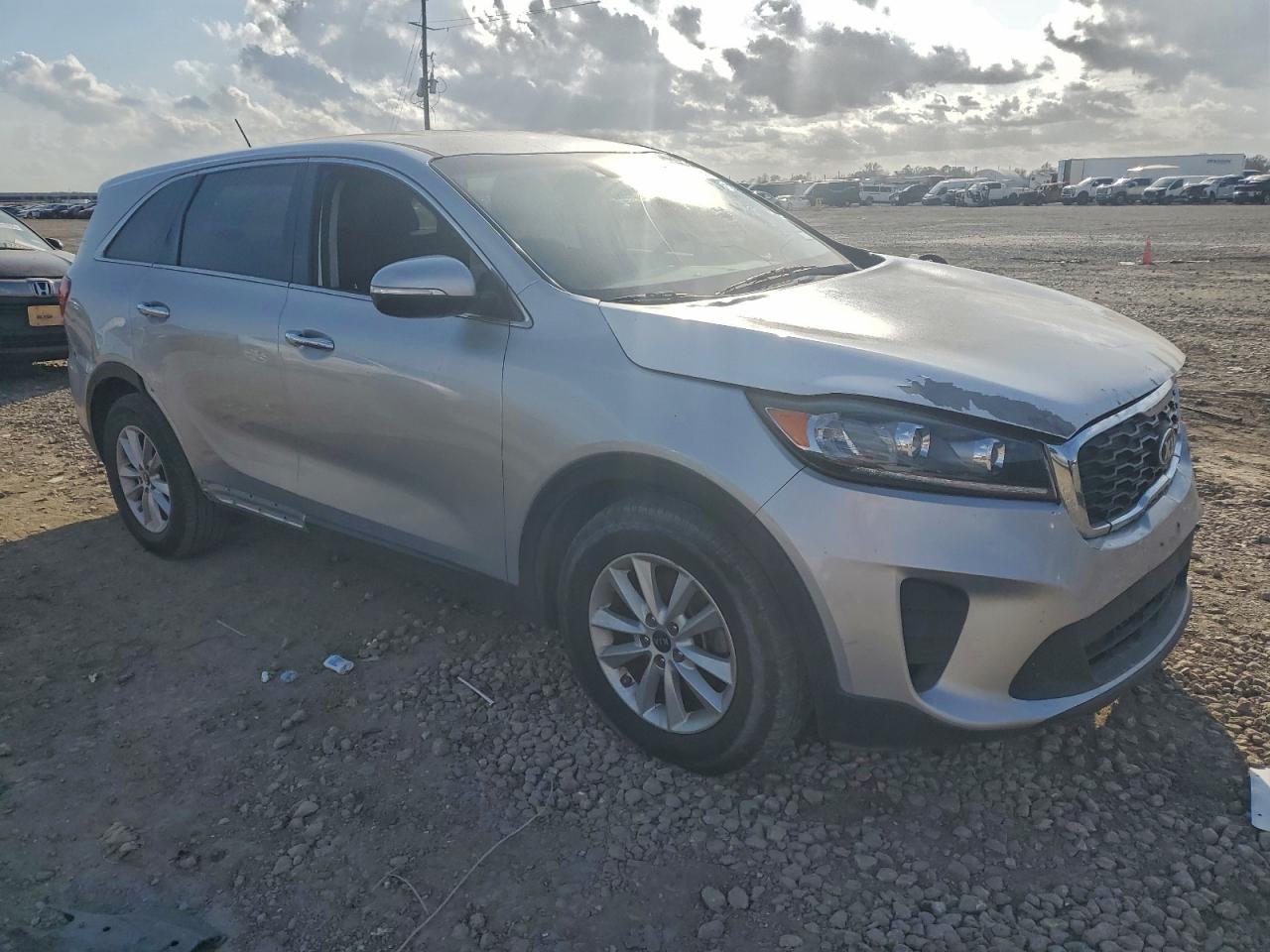 Kia Sorento S Image 5
