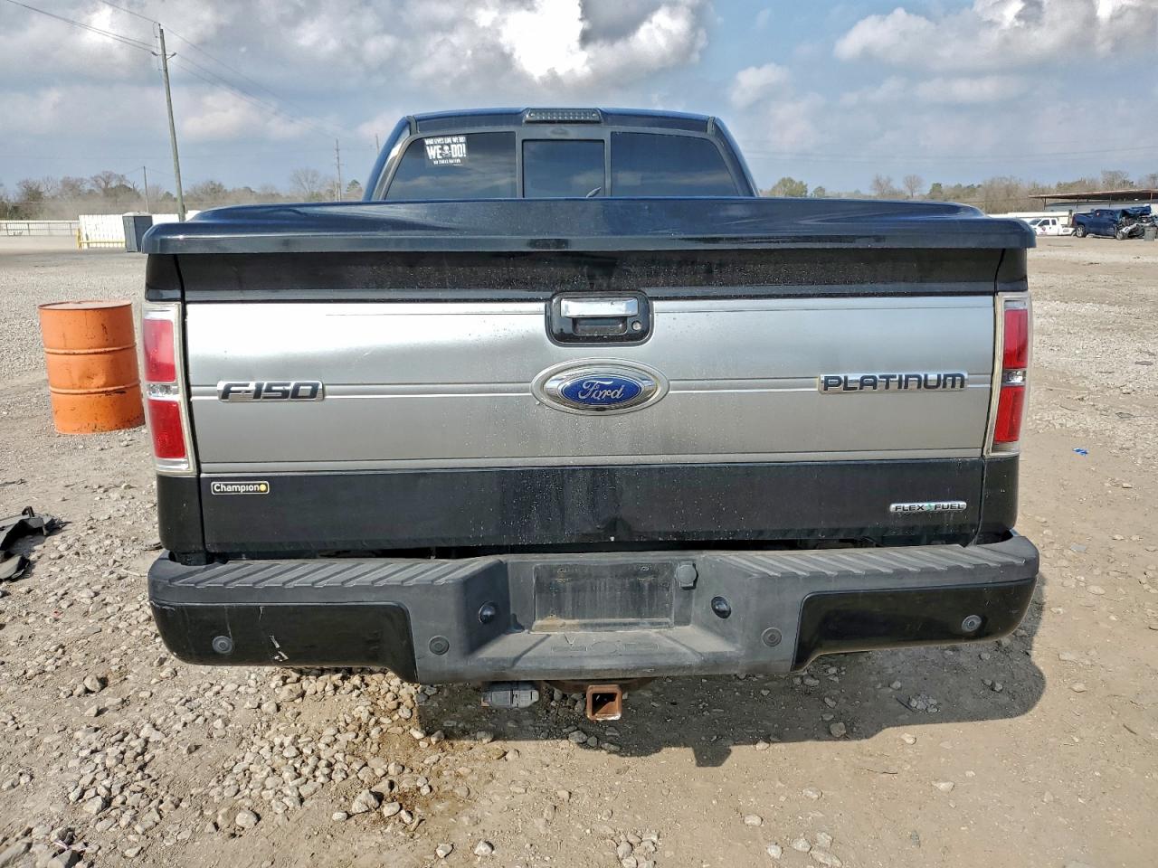 Ford F-150 Supercrew Image 3