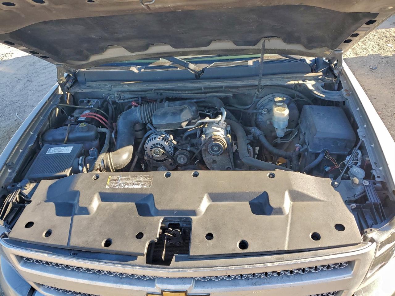 Chevrolet Silverado C1500 Classic Image 8