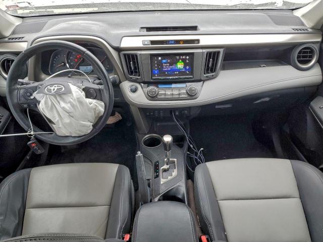 Toyota RAV4 Limited Image 3