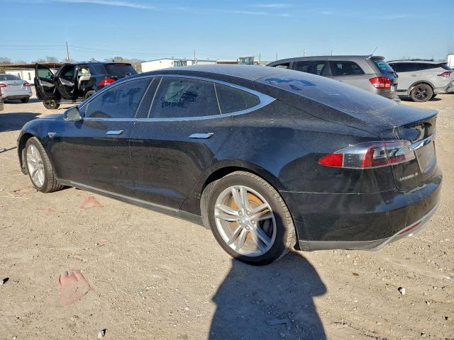 Tesla Model S Image 3