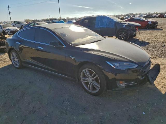 Tesla Model S Image 4