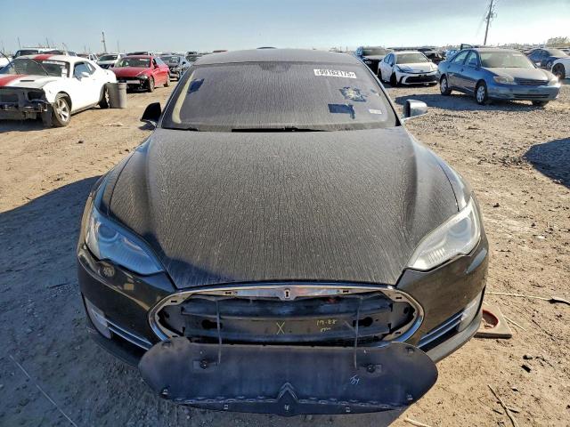 Tesla Model S Image 12
