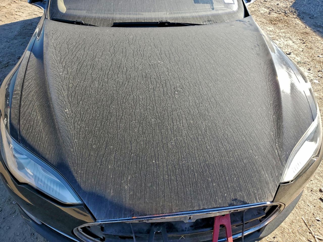 Tesla Model S Image 11