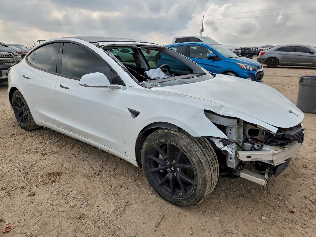 Tesla Model 3 Image 2