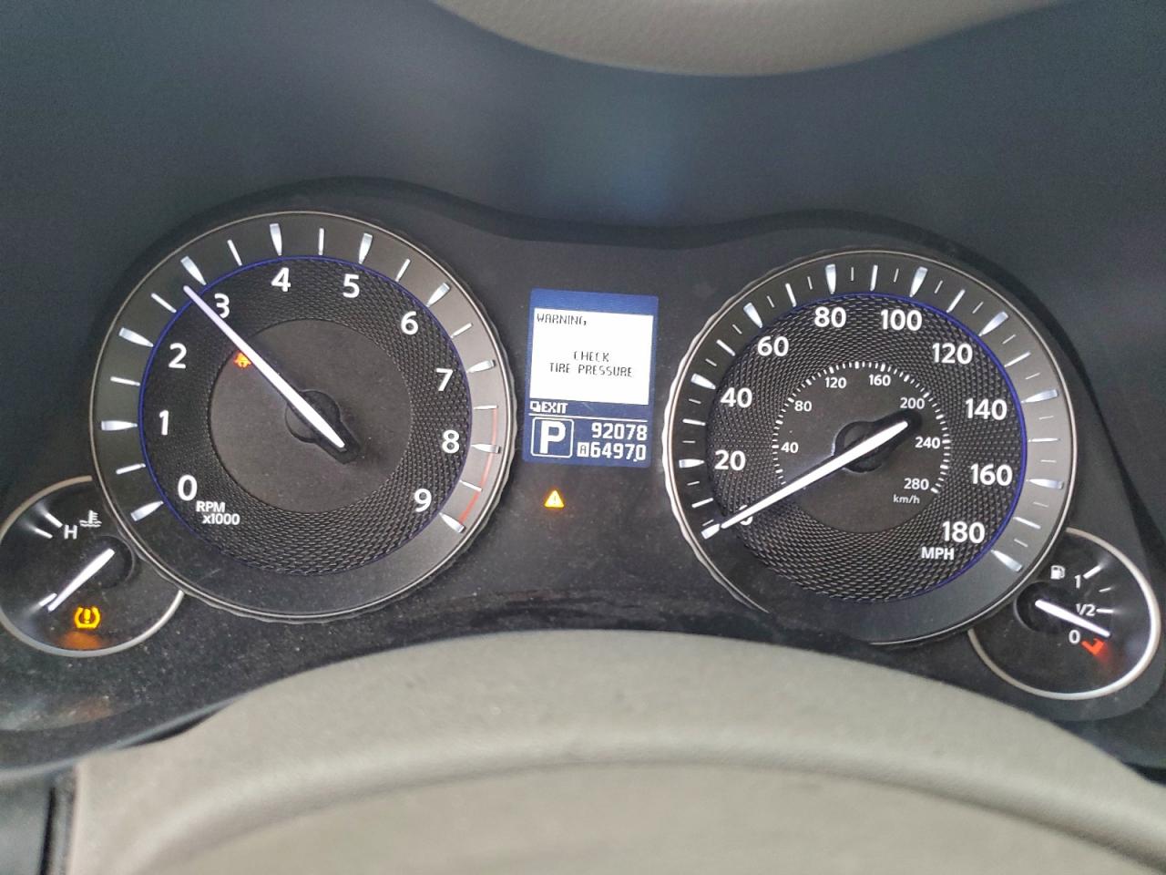 INFINITI M37 Image 9