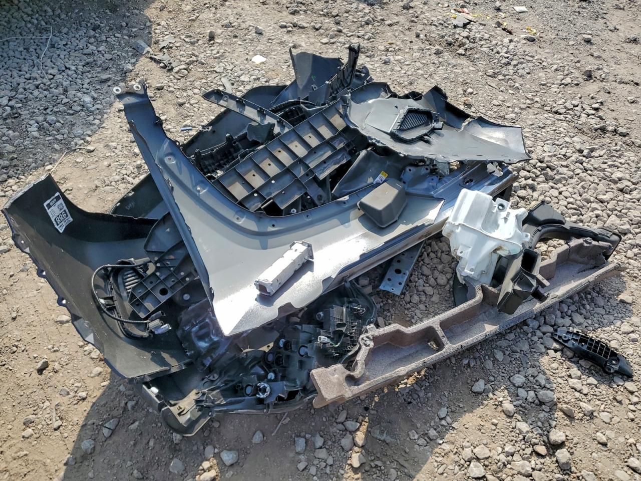 Toyota RAV4 Le Image 9