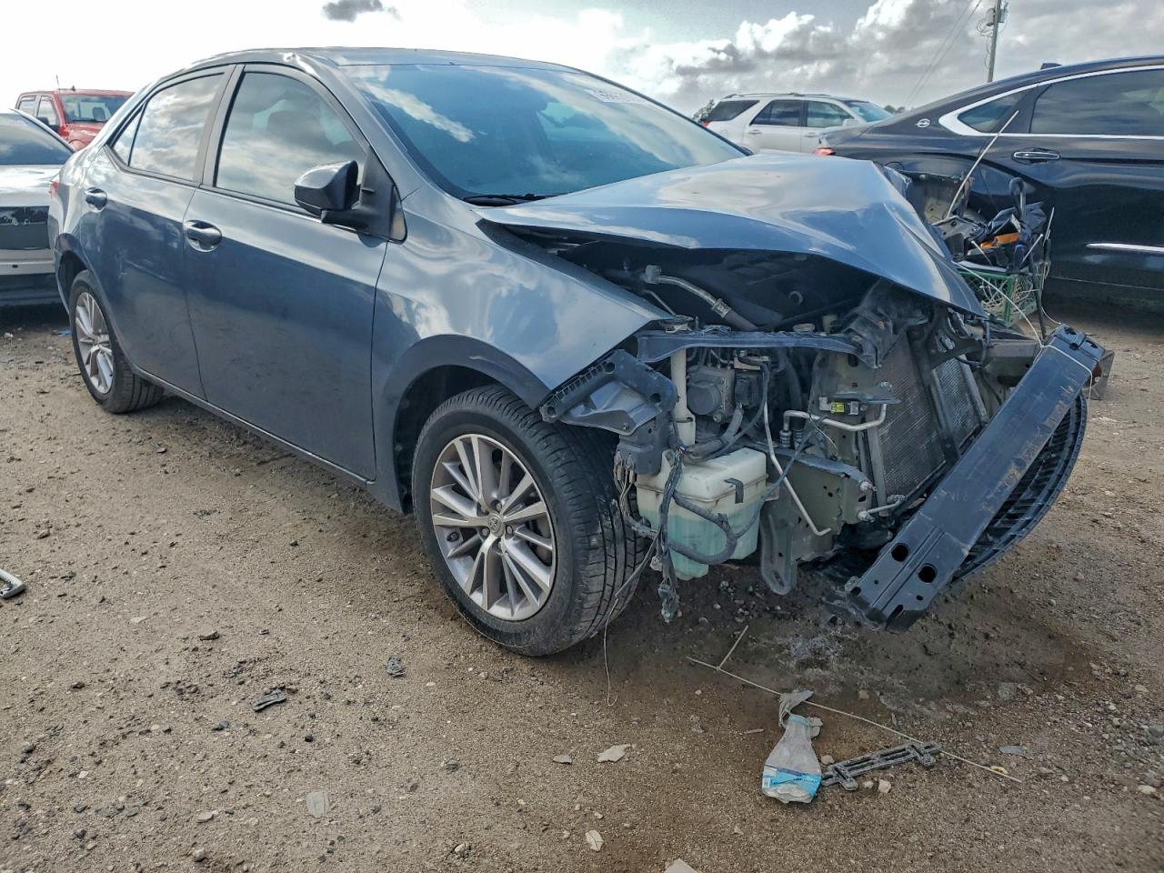 Toyota Corolla L Image 12